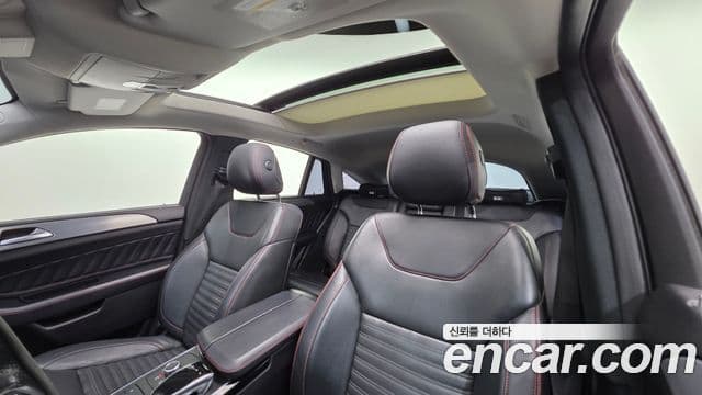 Mercedes-Benz GLE-Class 2018 — ფოტო 11/20