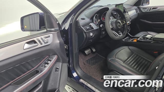 Mercedes-Benz GLE-Class 2018 — ფოტო 12/20