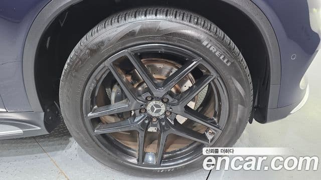 Mercedes-Benz GLE-Class 2018 — Şəkil 22/32