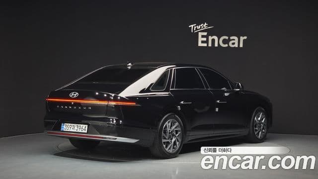 Hyundai Grandeur 2023 — Фото 2/20
