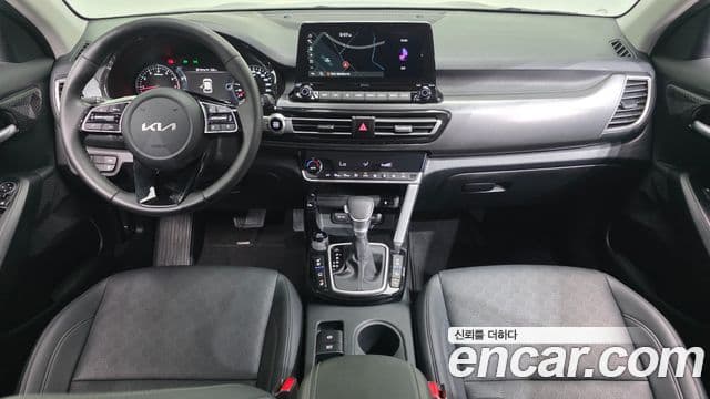 Kia Seltos 2022 — Şəkil 7/20