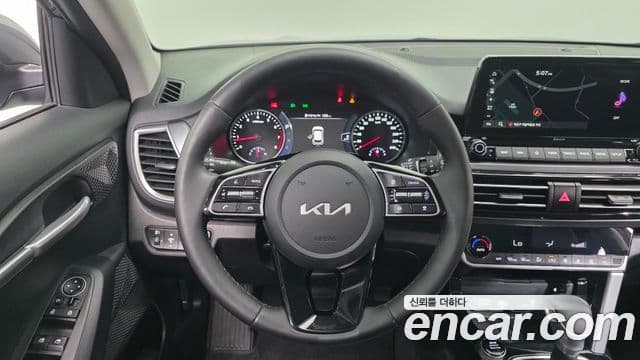 Kia Seltos 2022 — Şəkil 14/20