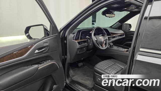 Cadillac Escalade 2023 — Şəkil 10/20