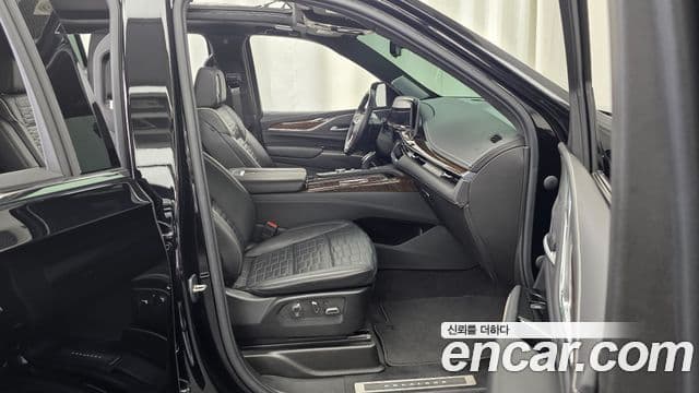 Cadillac Escalade 2023 — Şəkil 11/20