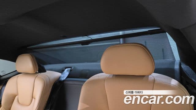 Volvo S90 2023 — Photo 28/36