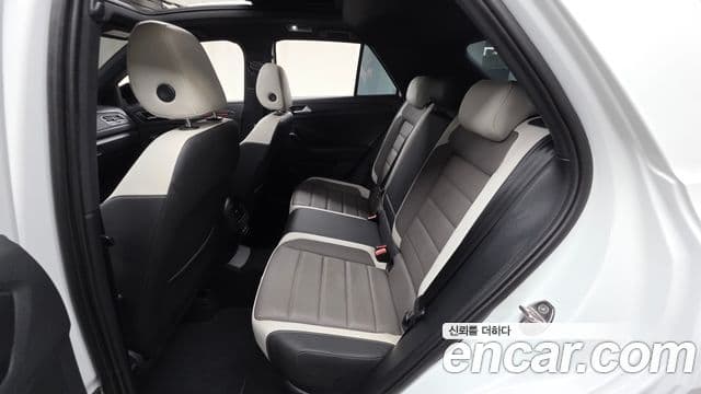 Volkswagen T-Roc 2022 — Фото 12/20