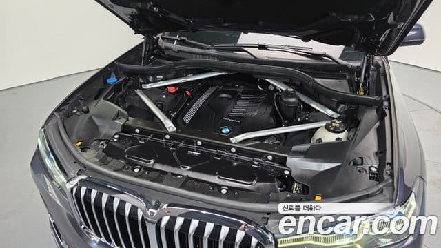 BMW X7 2021 — Şəkil 8/20