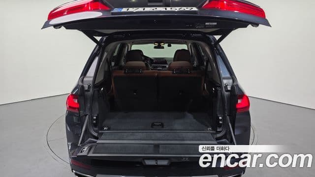 BMW X7 2021 — Şəkil 12/20