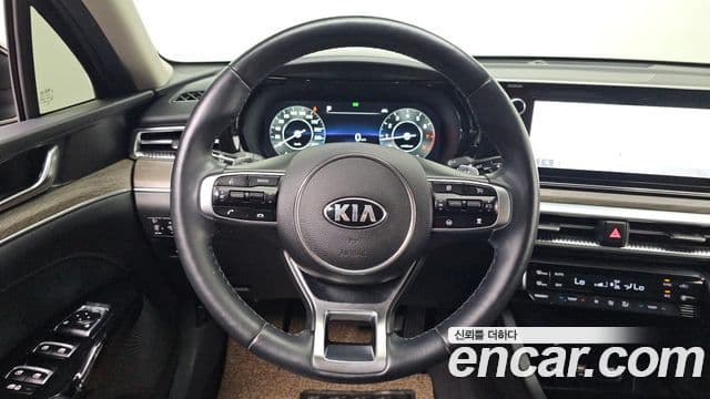 Kia K5 2021 — Şəkil 15/20