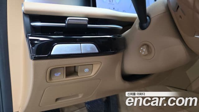 Genesis G80 2025 — Photo 13/33