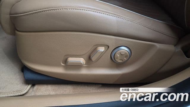 Genesis G80 2025 — Photo 17/33