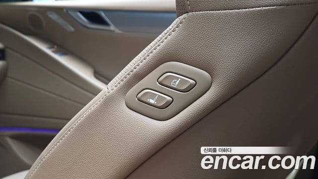 Genesis G80 2025 — Photo 26/33
