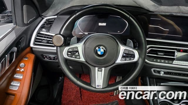 BMW X7 2020 — Фото 13/20