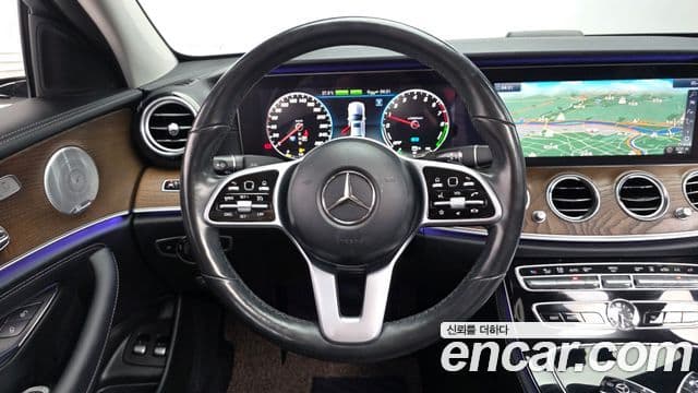 Mercedes-Benz E-Class 2019 — Şəkil 13/20