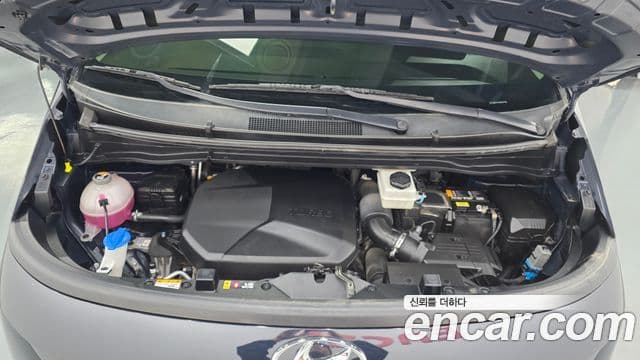 Hyundai Staria 2023 — ფოტო 6/20