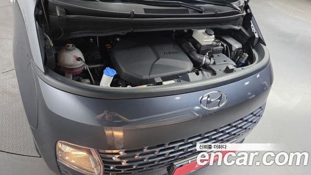 Hyundai Staria 2024 — ფოტო 6/20