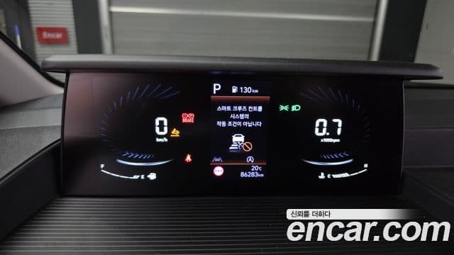 Hyundai Staria 2024 — ფოტო 8/20