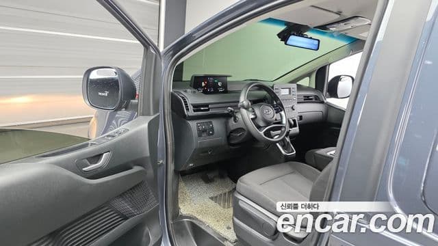 Hyundai Staria 2024 — ფოტო 10/20