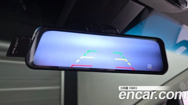 Hyundai Staria 2024 — ფოტო 18/20