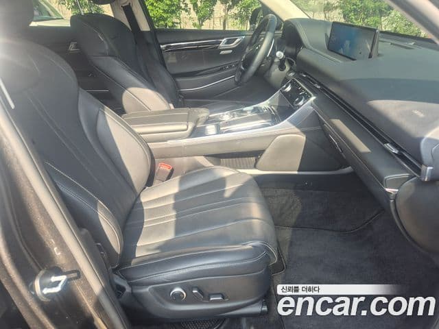 Genesis GV80 2023 — ფოტო 7/20