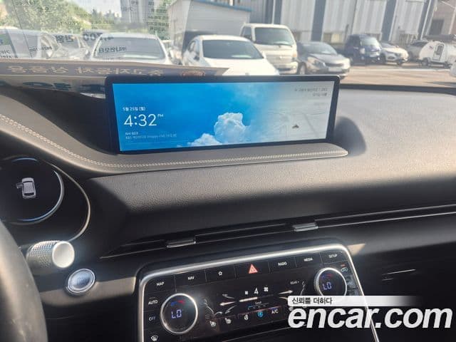 Genesis GV80 2023 — ფოტო 12/20