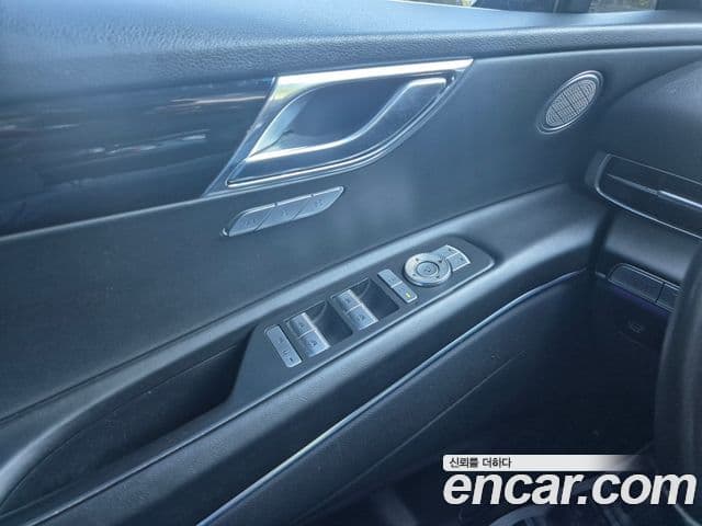 Genesis GV80 2023 — ფოტო 16/20