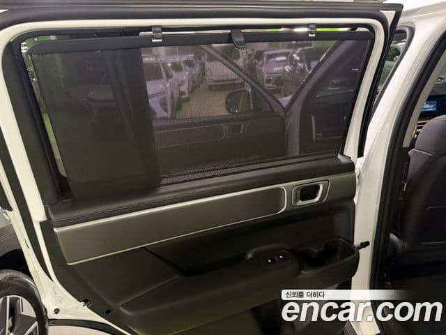 Hyundai Santa Fe 2023 — Şəkil 17/20