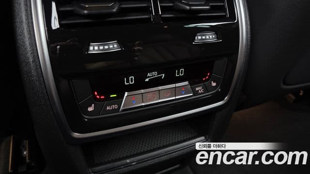 BMW X5 2025 — Photo 18/32