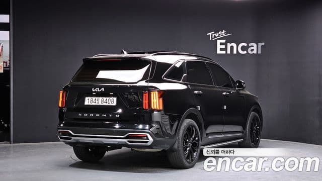 Kia Sorento 2022 — ფოტო 2/20