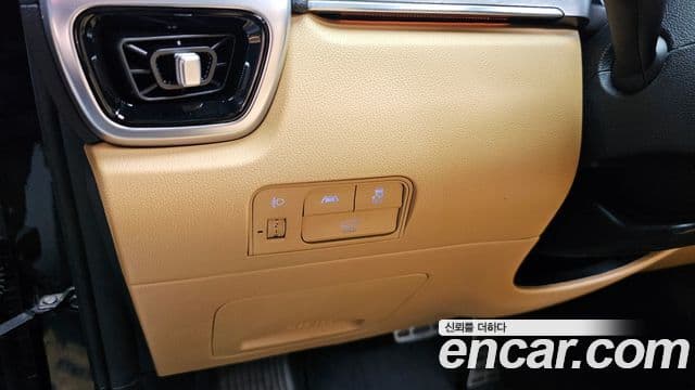 Kia Sorento 2022 — ფოტო 18/20