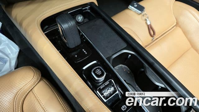 Volvo V90 Cross Country 2020 — Şəkil 9/20
