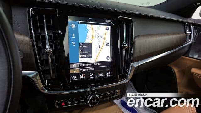 Volvo V90 Cross Country 2020 — Şəkil 14/20