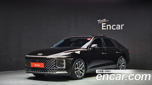 Hyundai Grandeur 2023 — Фото 1/20
