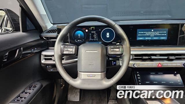 Hyundai Grandeur 2023 — Фото 13/20