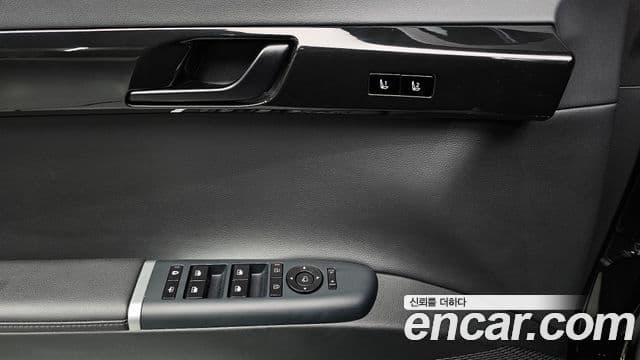 Hyundai Grandeur 2023 — Фото 18/20