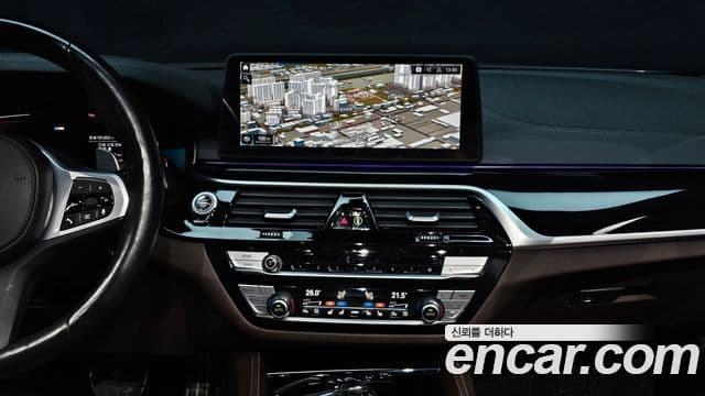 BMW 5 Series 2021 — Фото 15/20