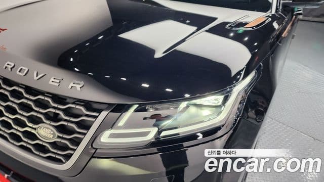 Land Rover Range Rover Velar 2021 — Photo 29/39