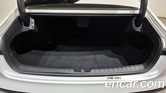 Hyundai Grandeur Hybrid 2024 — Şəkil 31/31