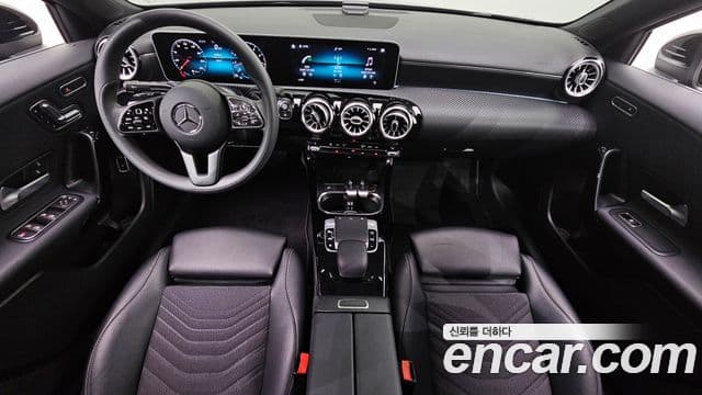 Mercedes-Benz A-Class 2020 — Фото 7/20