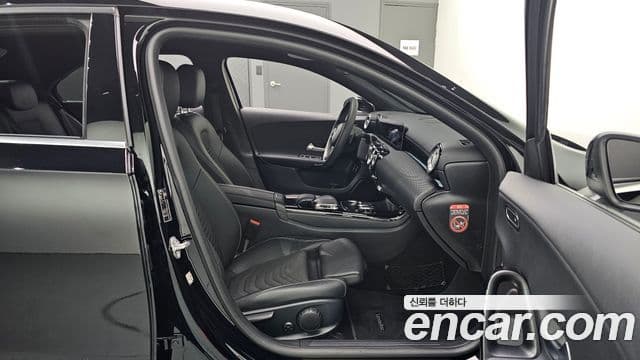 Mercedes-Benz A-Class 2020 — Фото 12/20