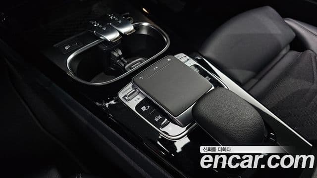 Mercedes-Benz A-Class 2020 — Фото 19/20