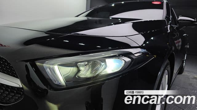 Mercedes-Benz A-Class 2020 — ფოტო 17/31