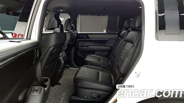 Hyundai Santa Fe 2023 — Şəkil 16/20