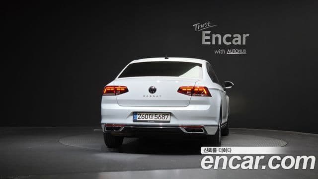 Volkswagen Passat GT 2022 — Şəkil 4/20