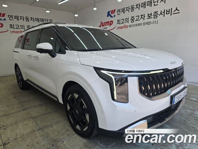 Kia Carnival 2024 — Şəkil 3/17
