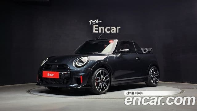 Mini Cooper S Convertible 2025 — ფოტო 1/20