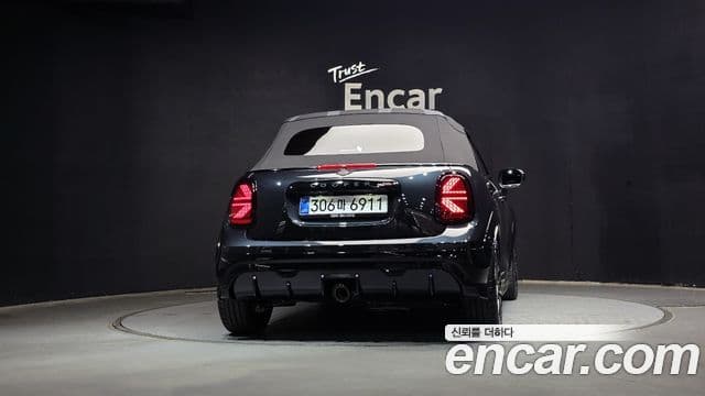 Mini Cooper S Convertible 2025 — ფოტო 4/20