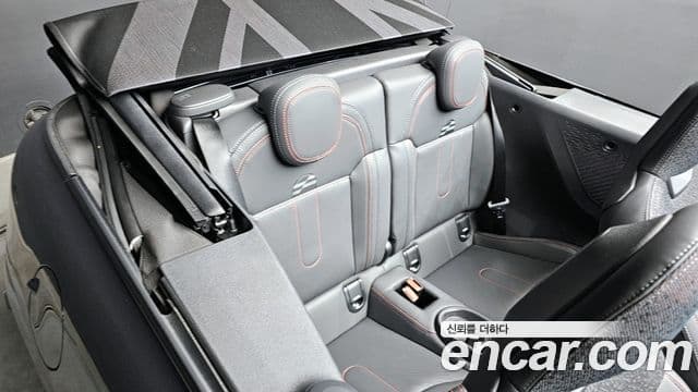 Mini Cooper S Convertible 2025 — ფოტო 12/20