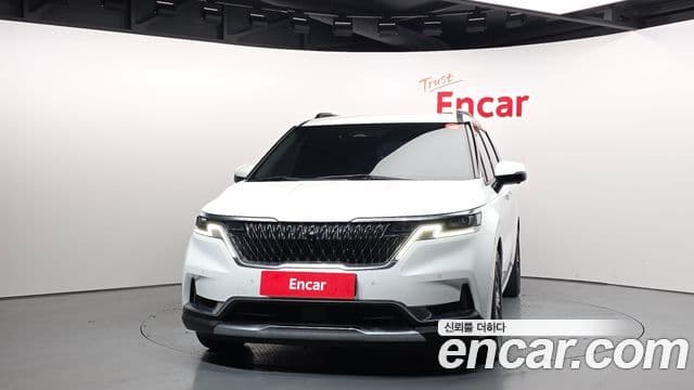 Kia Carnival 2021 — ფოტო 3/20