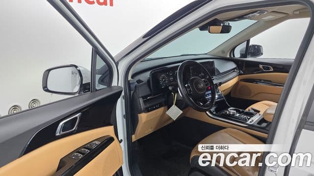 Kia Carnival 2021 — ფოტო 11/20